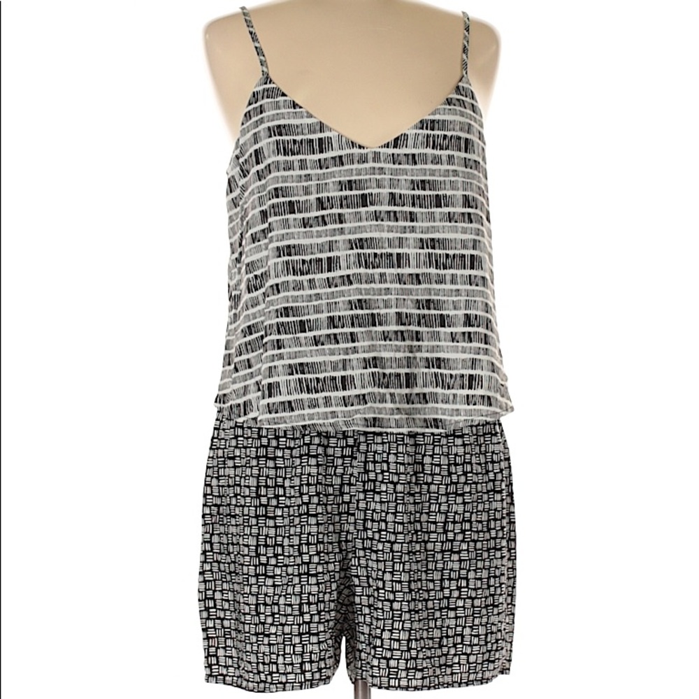 Black And White print romper